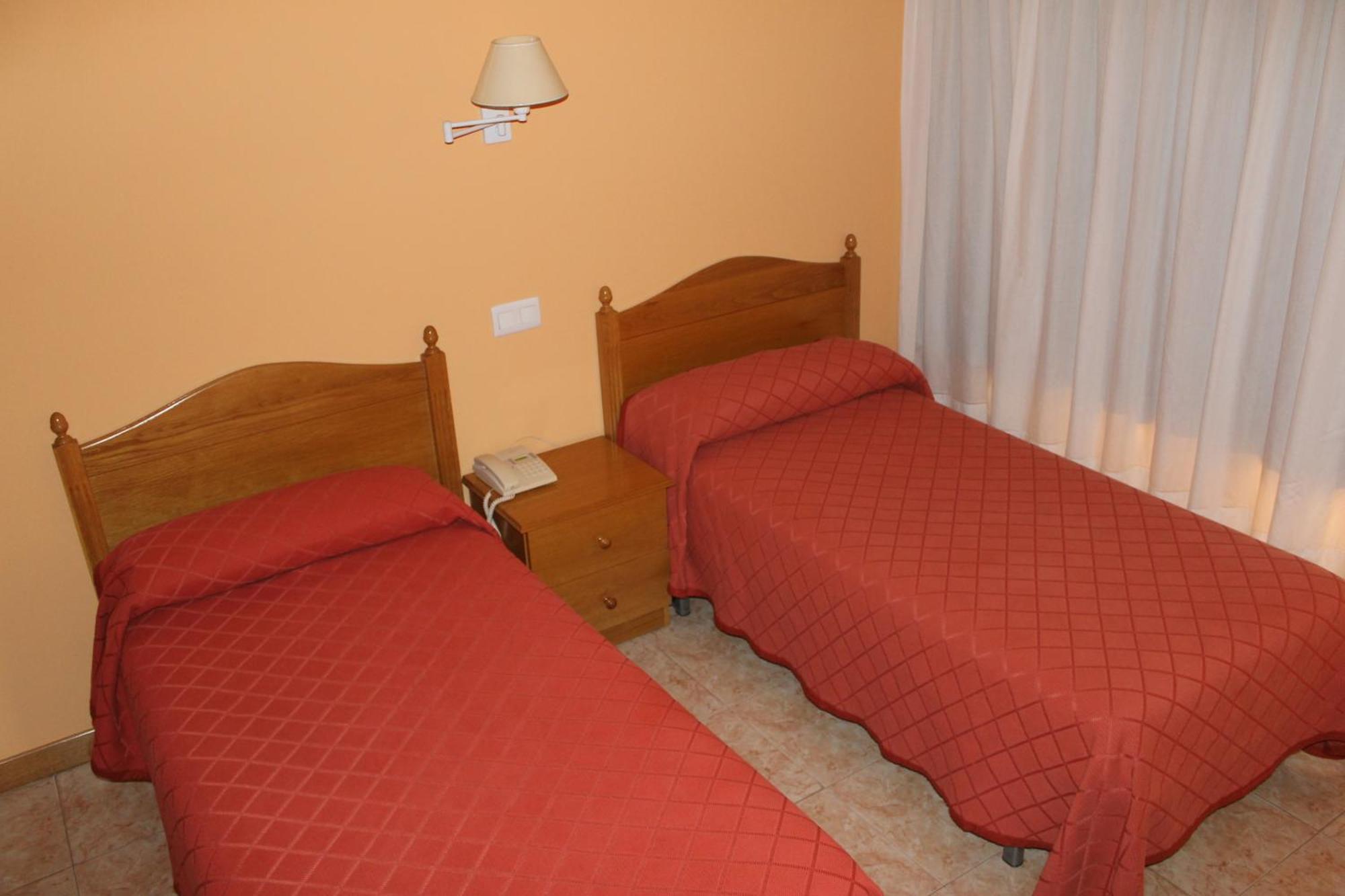 Hostal Sandino Villodrigo Extérieur photo